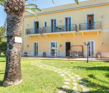 Hotel Villa delle Palme - Parco Pisacane - residence cilento